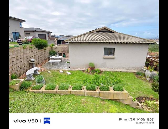 3 BEDROOM TOWNHOUSE FOR SALE IN SEEMEEU PARK